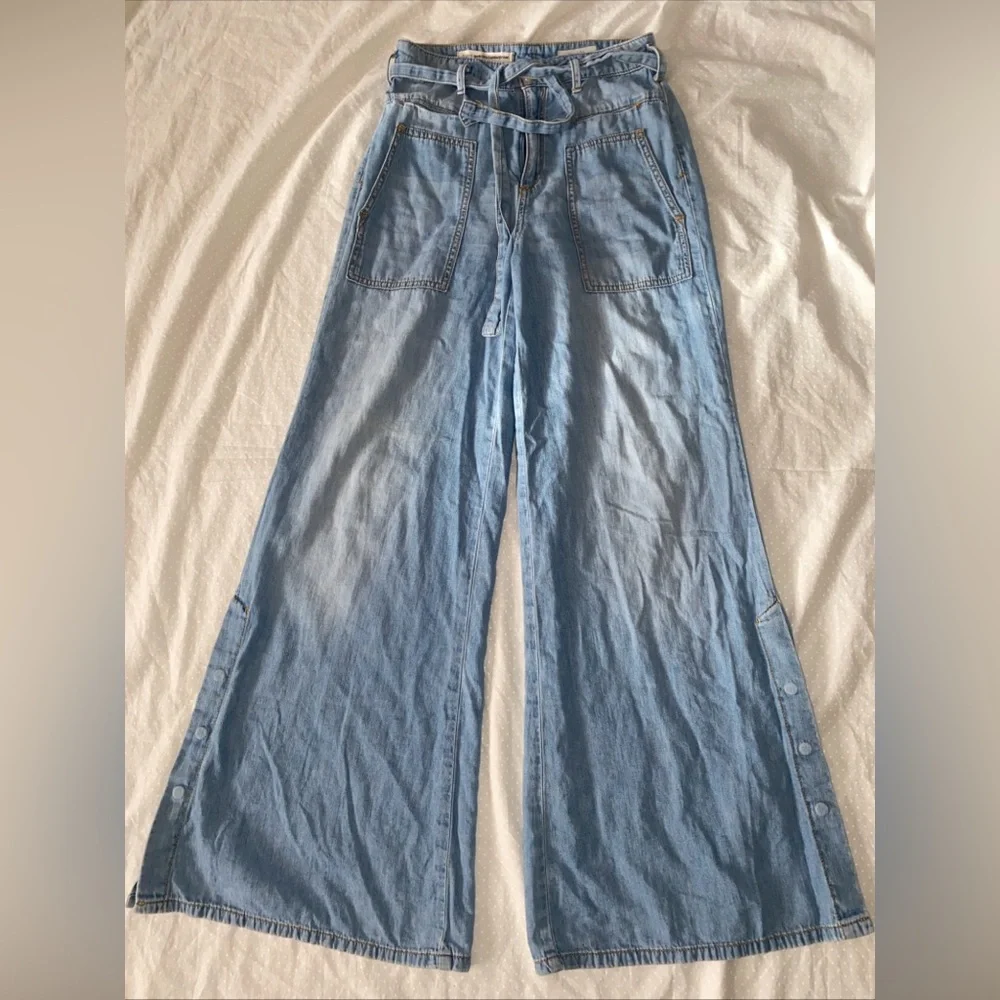 Anthropologie Pilcro High Rise Super Wide Button Leg Jean Lightweight Boho Sz 25 - Picture 2 of 13